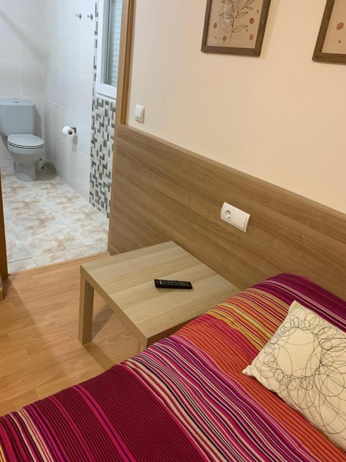 Pension Valcarce Ponferrada Exterior photo